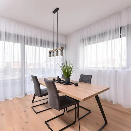 Silver Luxury Apartman Zára